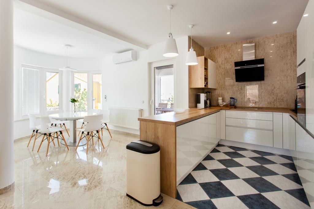 Villa Roza Муртер Екстериор снимка